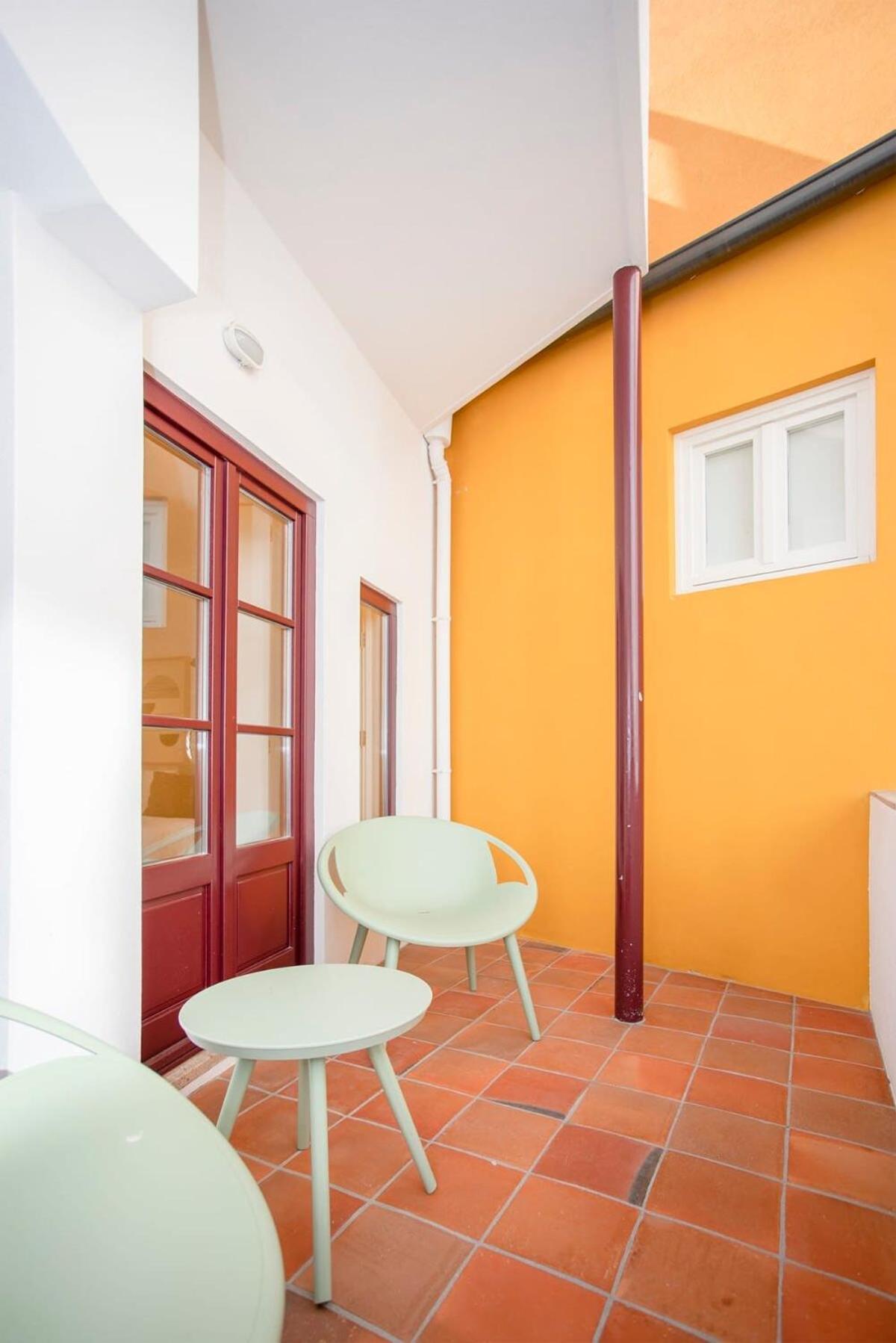 Liiiving In Porto - Ribeira Vintage View Apartment Luaran gambar